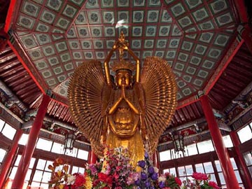 Bodhisattva with thousand hands