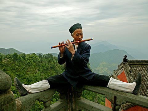 daoist blowing flute