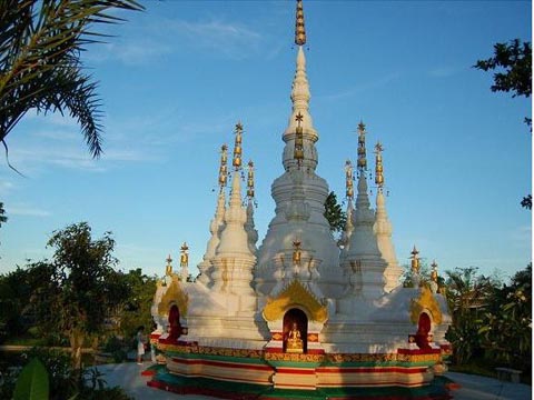 Manfeilong Pagoda